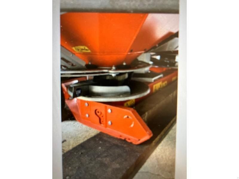 Kuhn AXIS40.2W