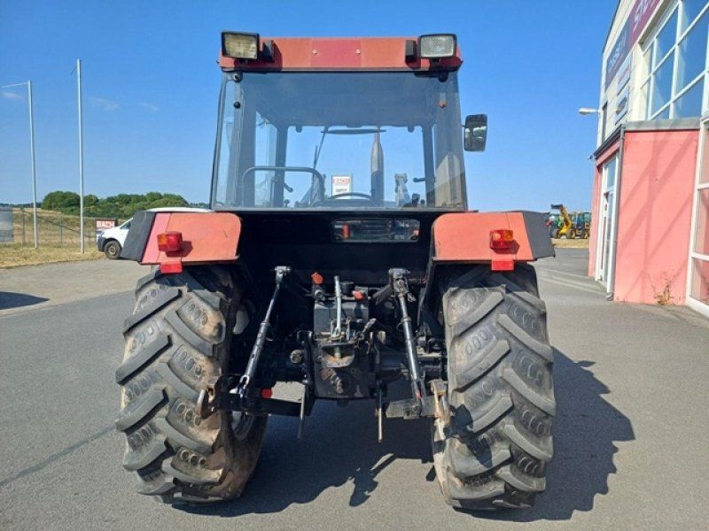 Case IH 833