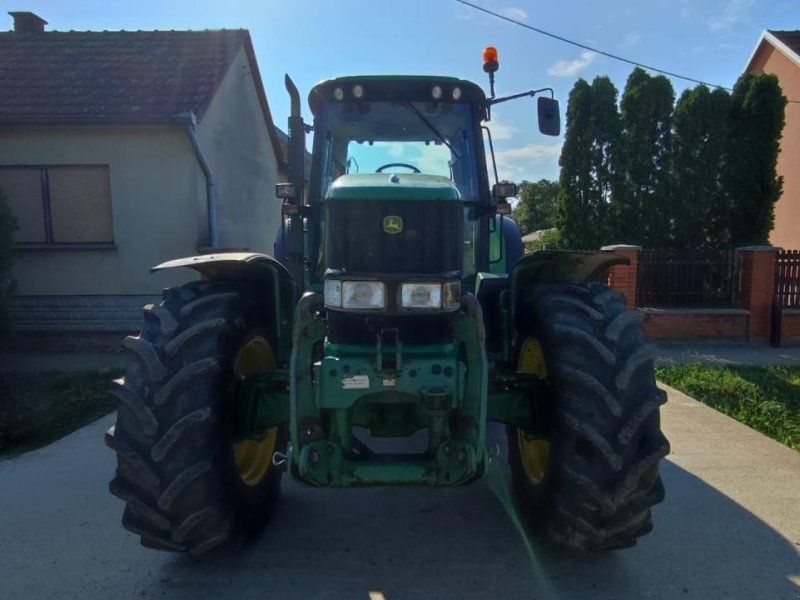 John Deere 6920