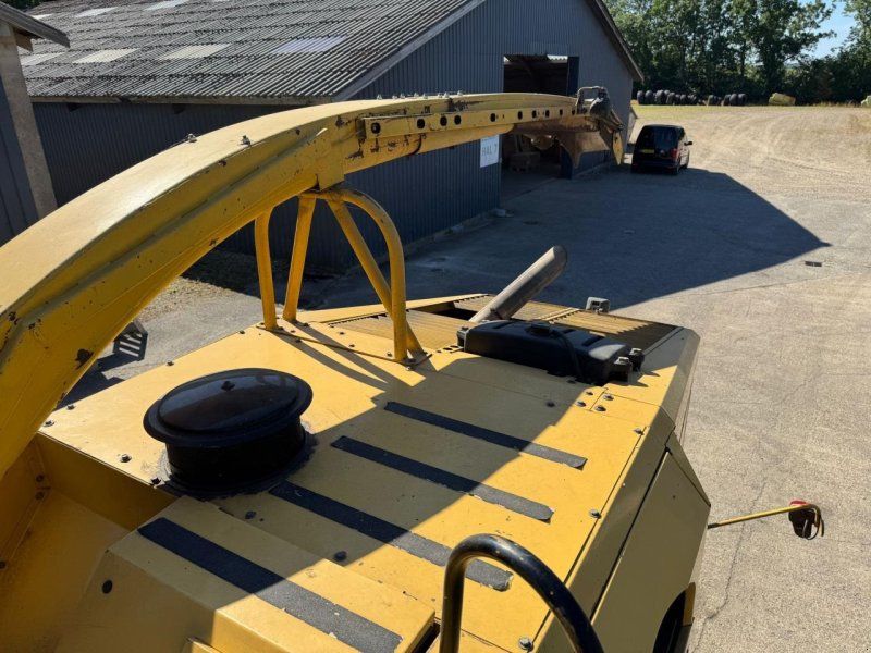 New Holland FX38