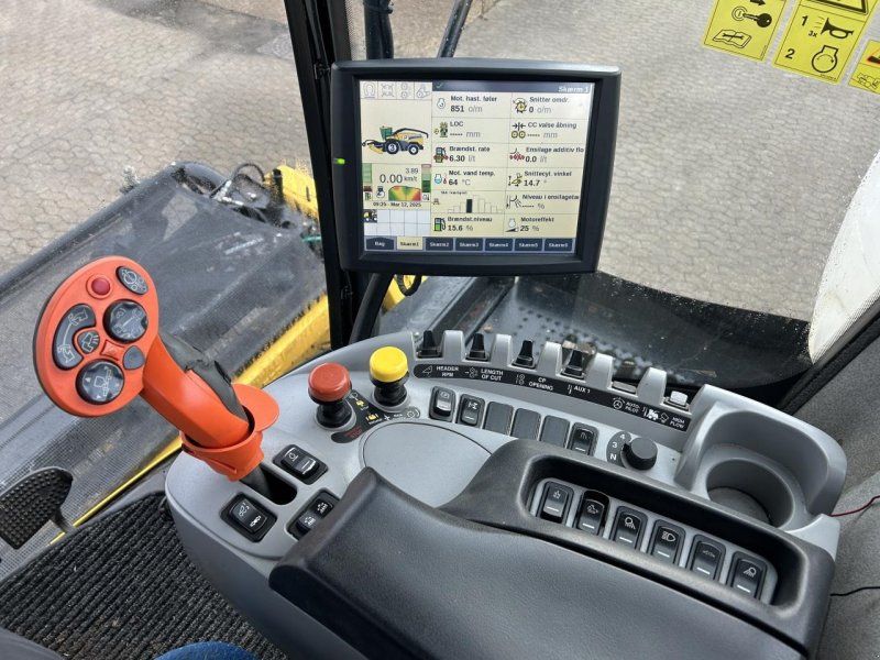 New Holland FR 600