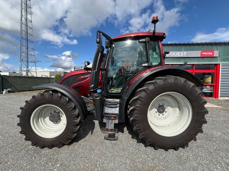 Valtra N155eH