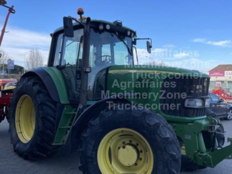 John Deere 6920