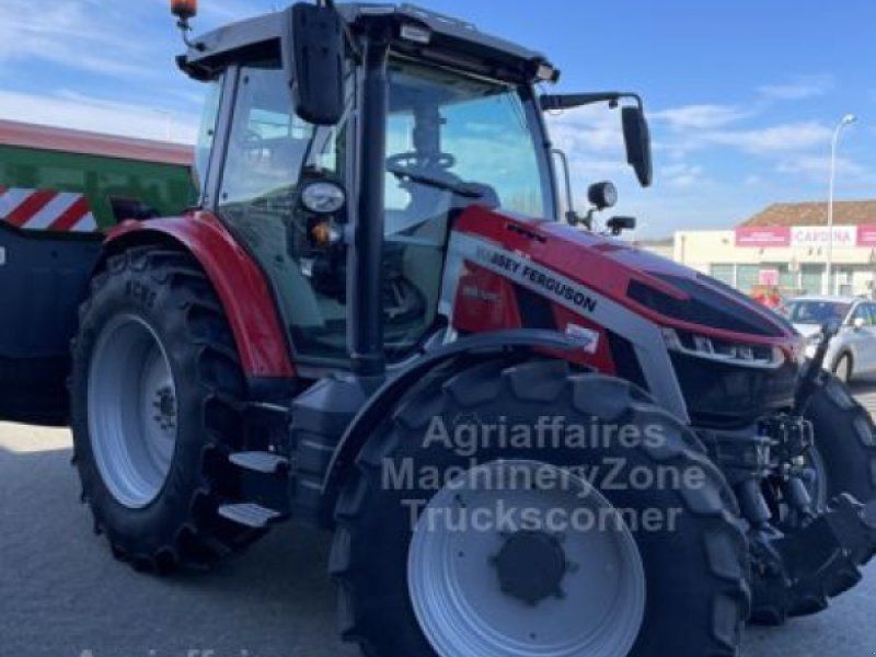 Massey Ferguson 5S.105