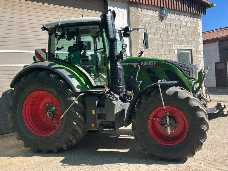 Fendt 724 One Profi+