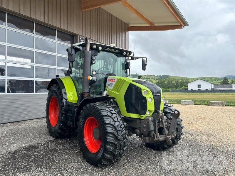 Claas Arion 550