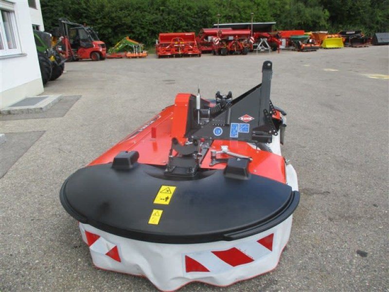Kuhn PZ 300 F   #528