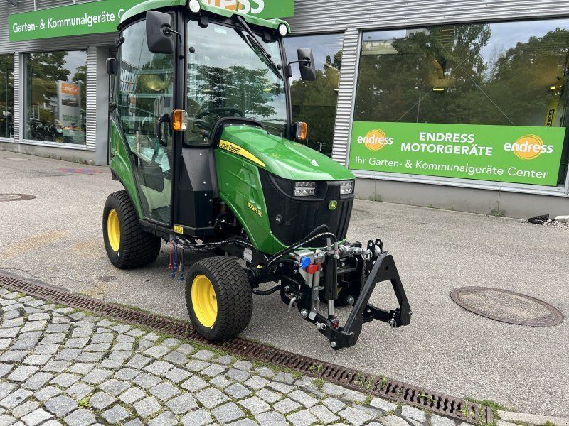 John Deere 1026R