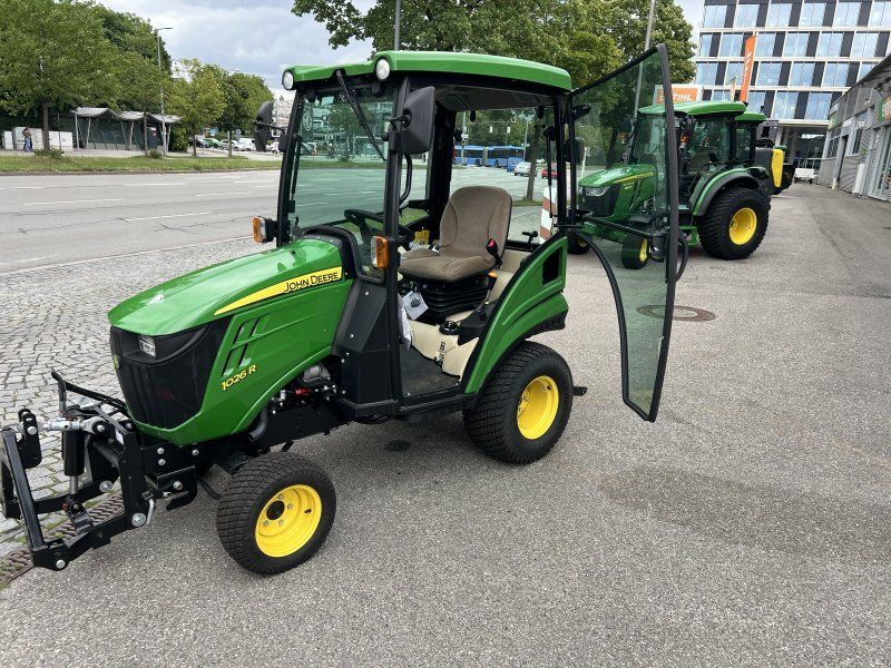 John Deere 1026R