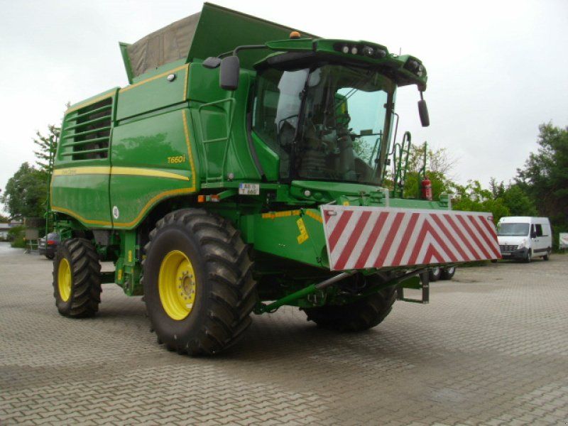 John Deere T 660 i