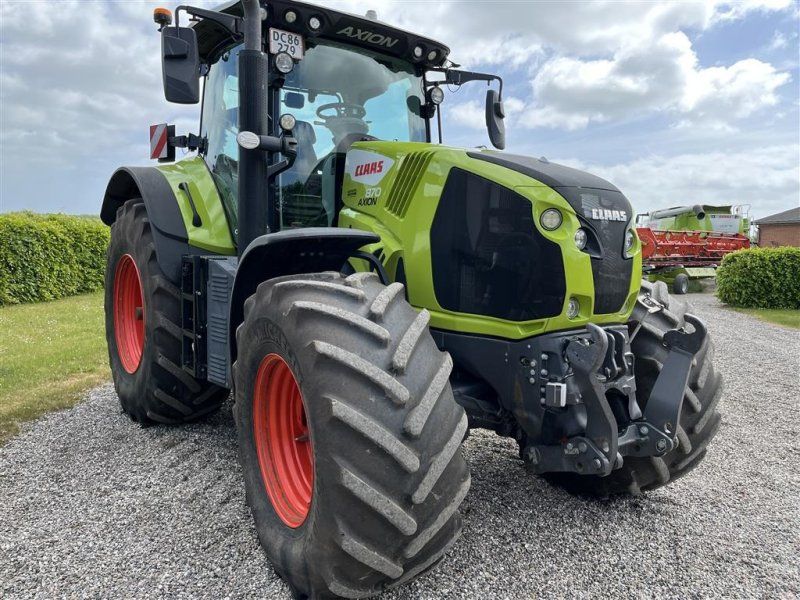 Claas AXION 870 CMATIC