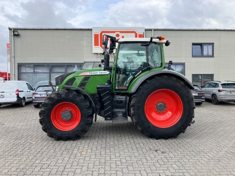 Fendt 724 Vario Profi Plus S4