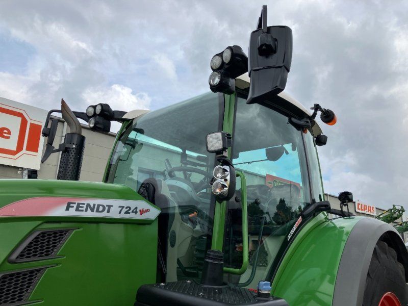 Fendt 724 Vario Profi Plus S4
