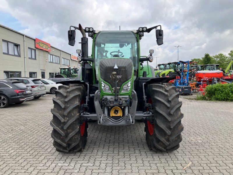 Fendt 724 Vario Profi Plus S4