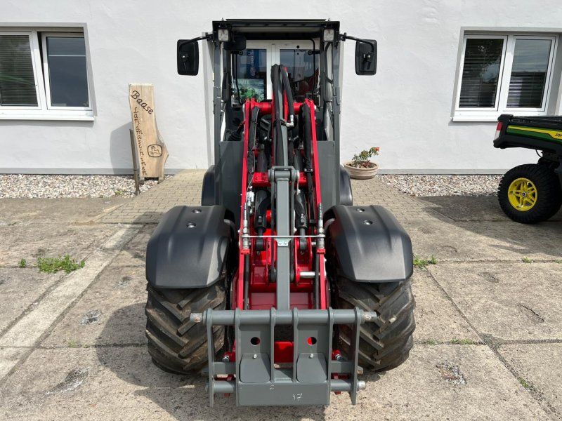 Weidemann 1260LP Hoftrac