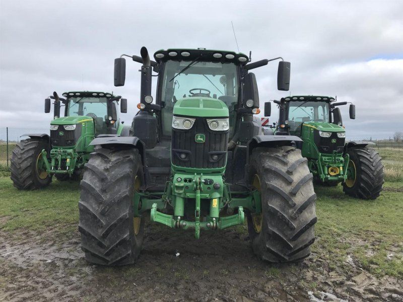 John Deere 6250R