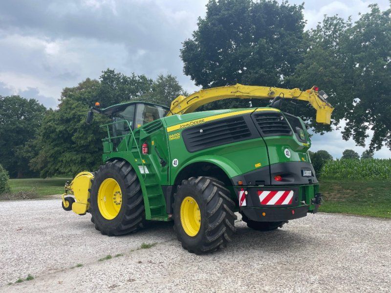 John Deere 9600i mit Kemper 460 Plus und PU 639