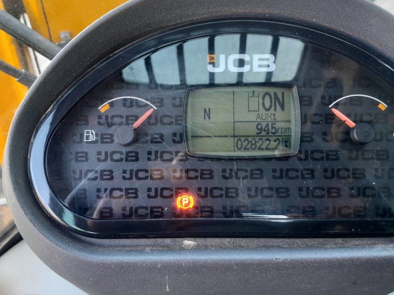 JCB TM 220