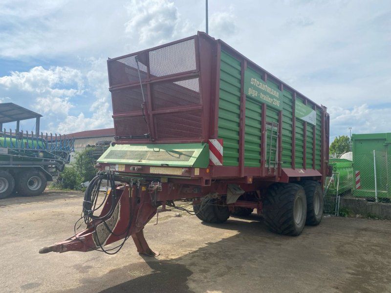 Strautmann Giga-Trailer 2246