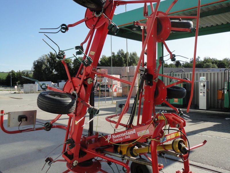 Kverneland 8068