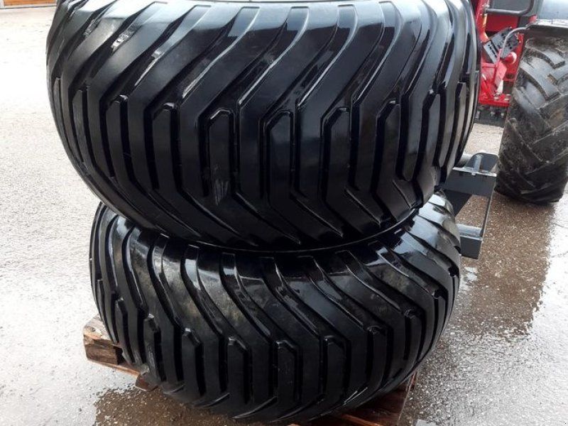 BKT 600/55-22.5