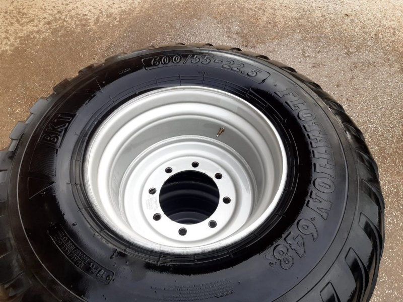 BKT 600/55-22.5