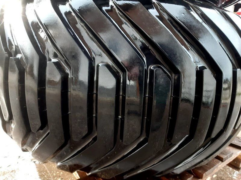BKT 600/55-22.5