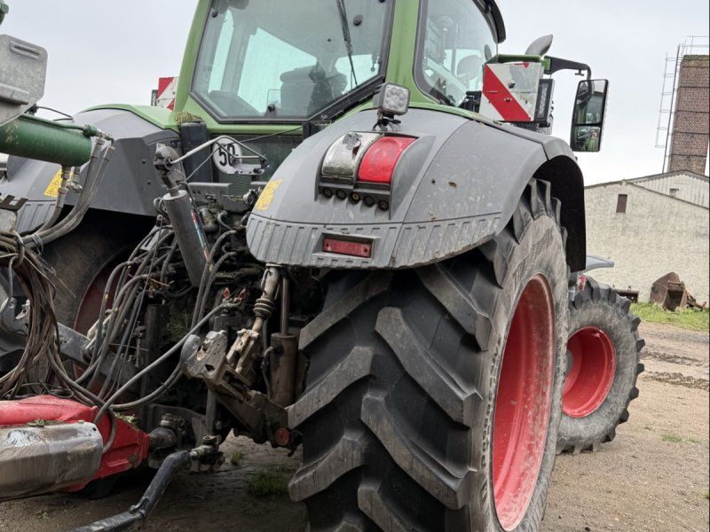 Fendt 828 Vario S4 ProfiPlus