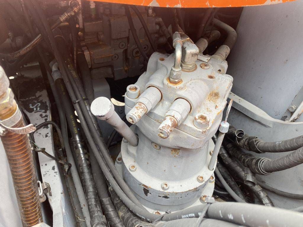 Hitachi EX150LC-5