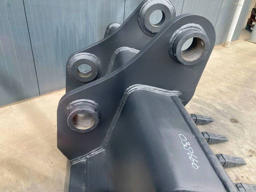 Doosan DX180