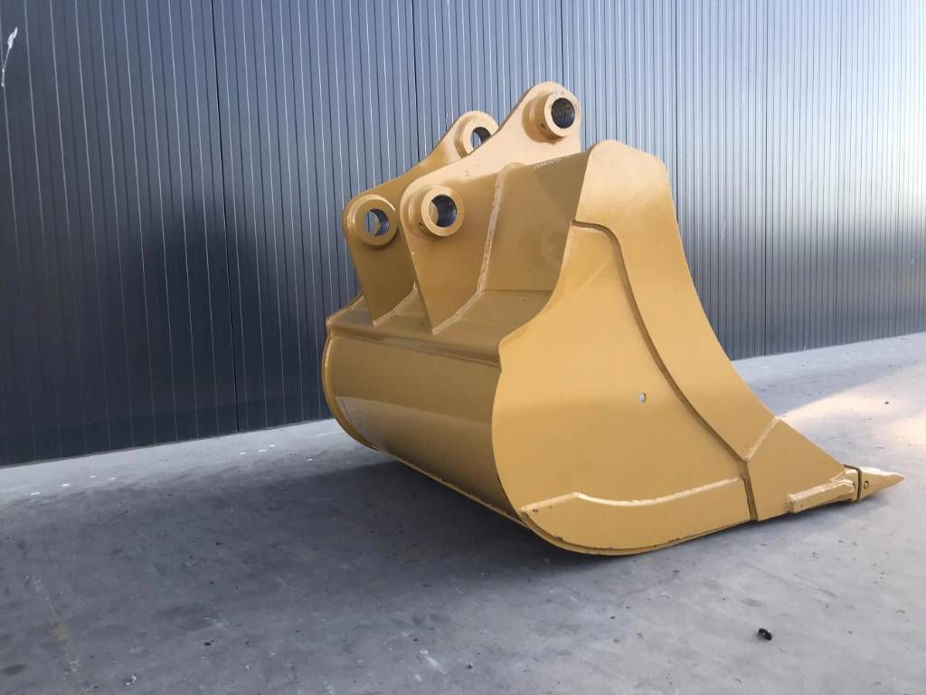Volvo EC250