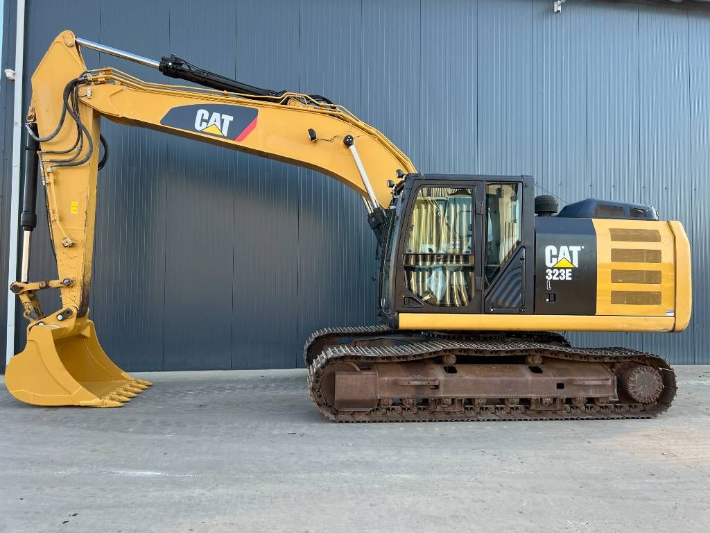 CAT 323 EL