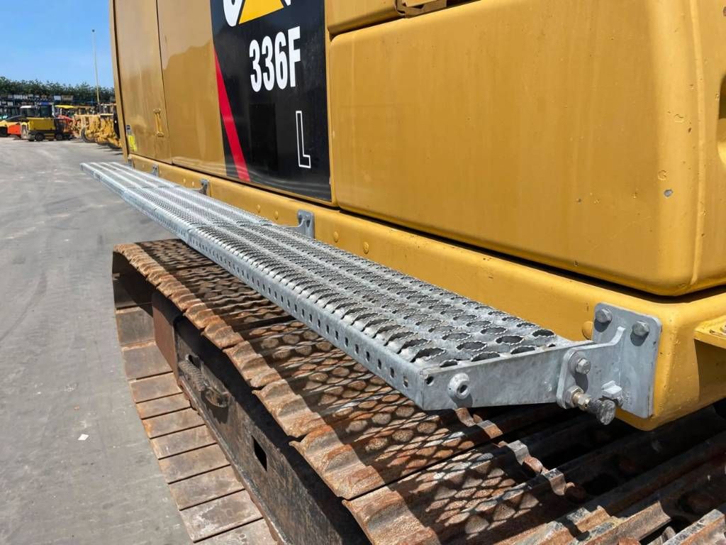 CAT 336 F L