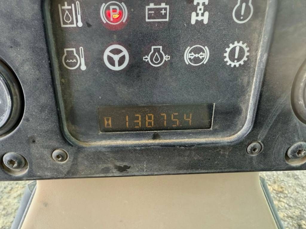 CAT 140 H