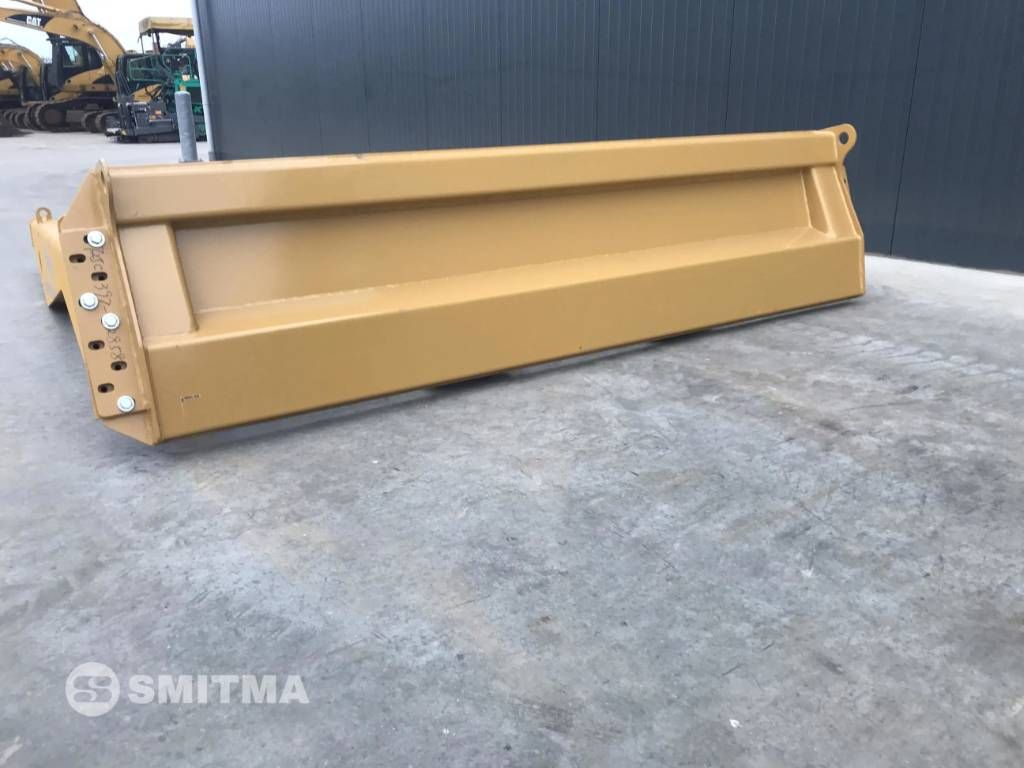 CAT 725C