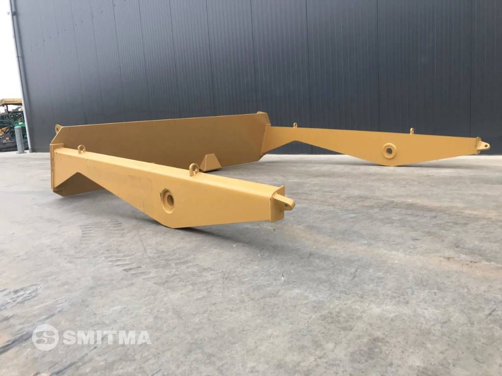 CAT 725C