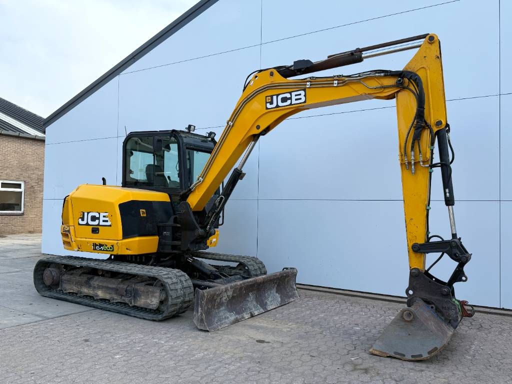 JCB 86C-1 - Hammer Lines / Quick Coupler