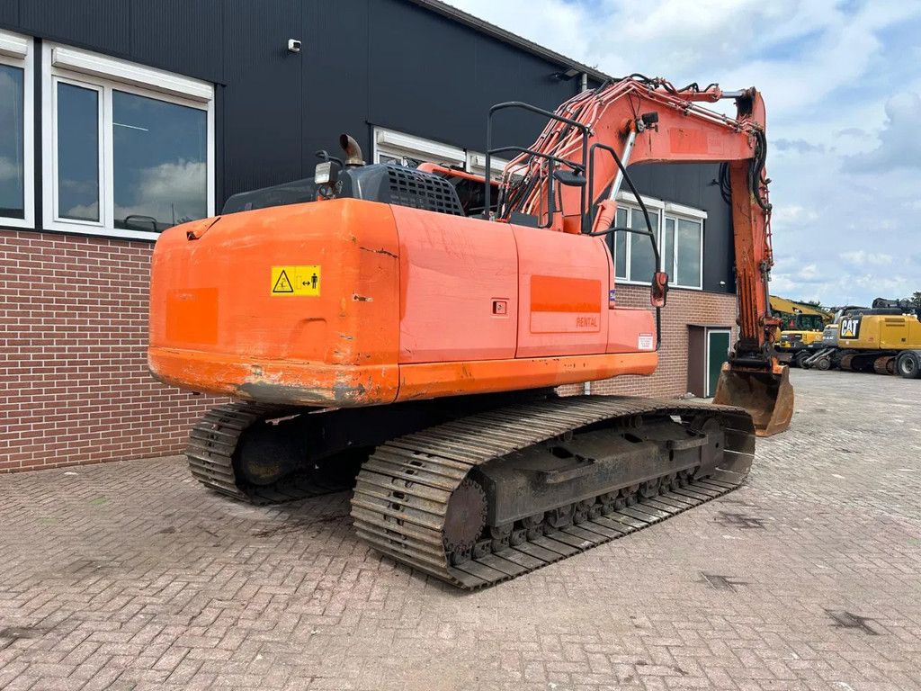 Komatsu PC 210LC-10