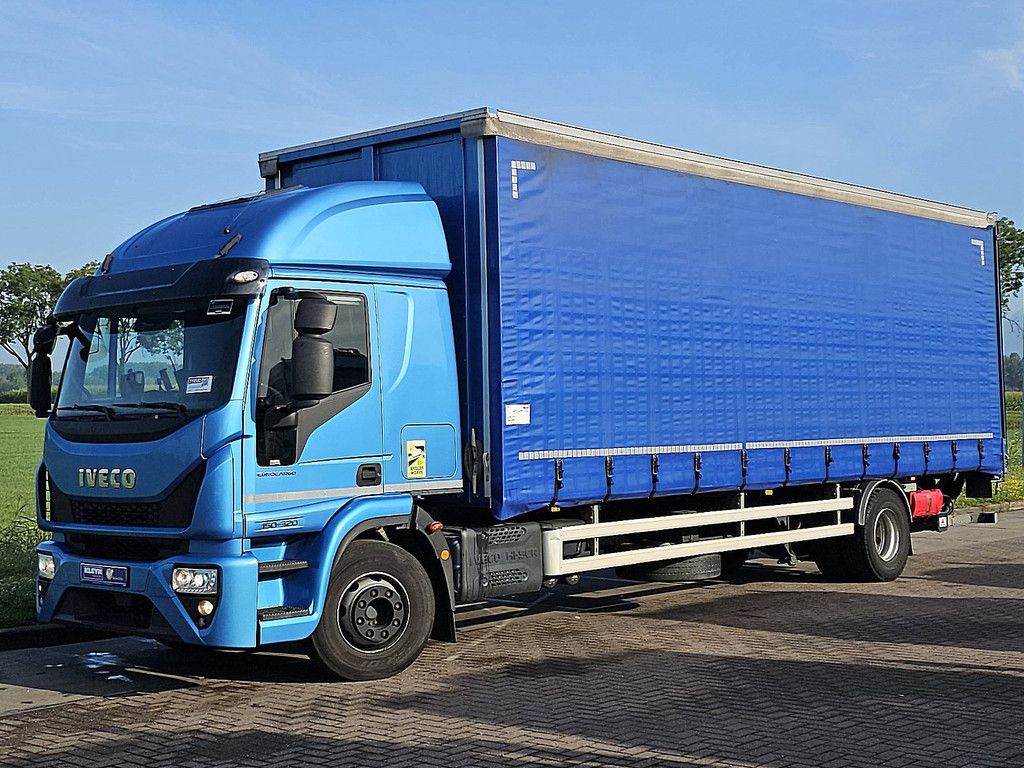 IVECO 150E30 EUROCARGO sleepcab,edscha