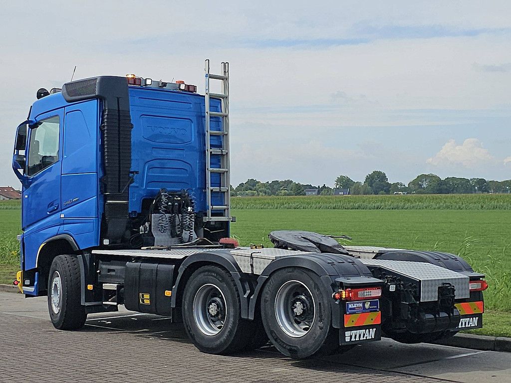 VOLVO FH 540 6x4 lifting boogie
