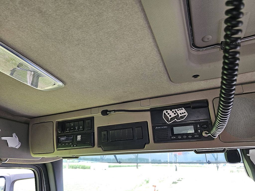 VOLVO FM 460 13ltr 6x2 steered