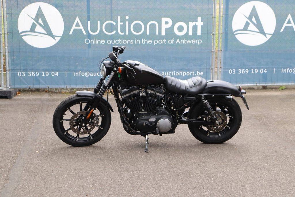 Harley-Davidson Sportster XL883N Benzine 2016