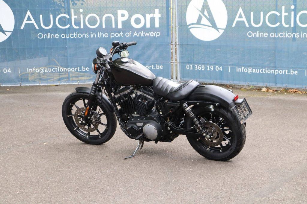 Harley-Davidson Sportster XL883N Benzine 2016