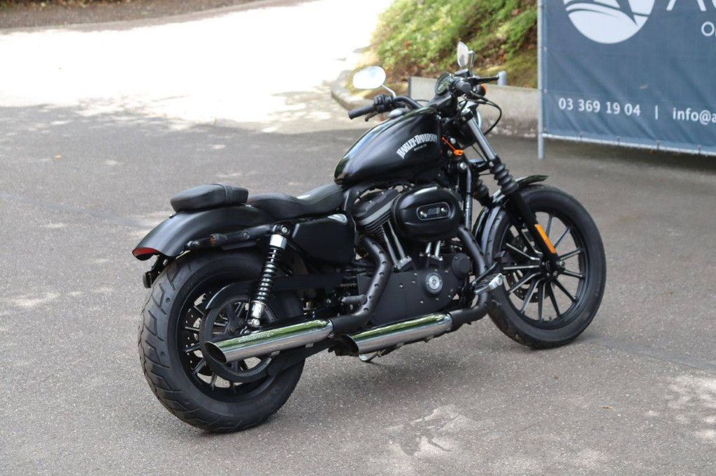 Harley-Davidson Sportster 883 Benzine 2013