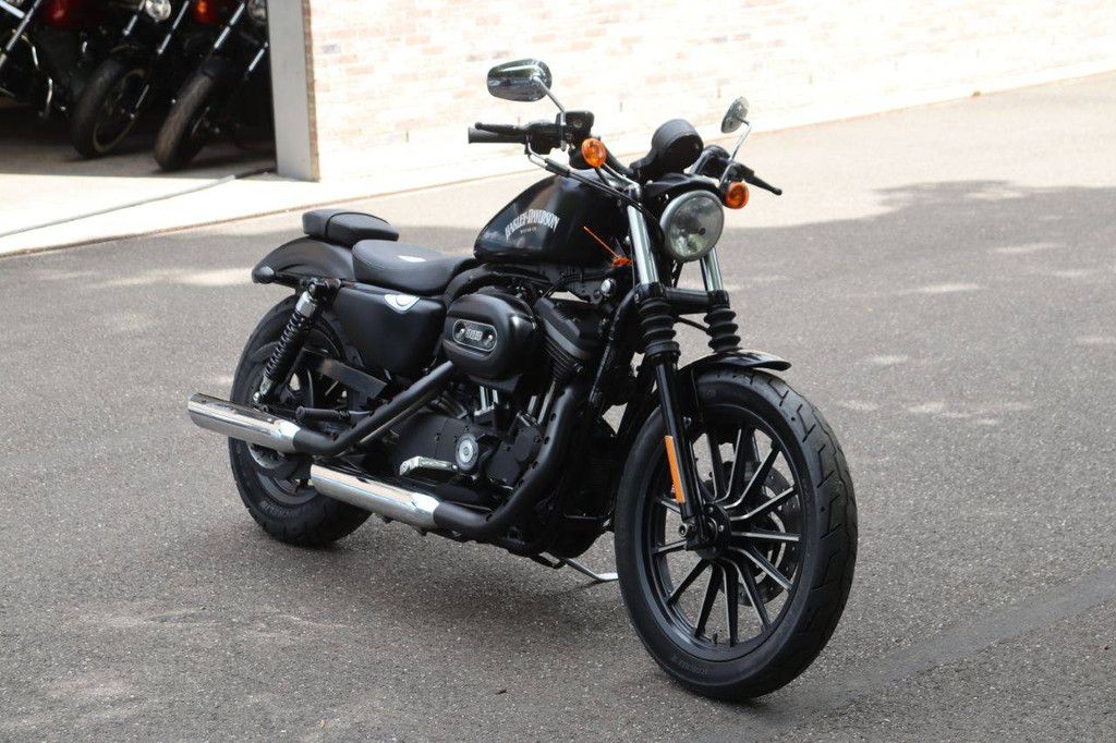 Harley-Davidson Sportster 883 Benzine 2013