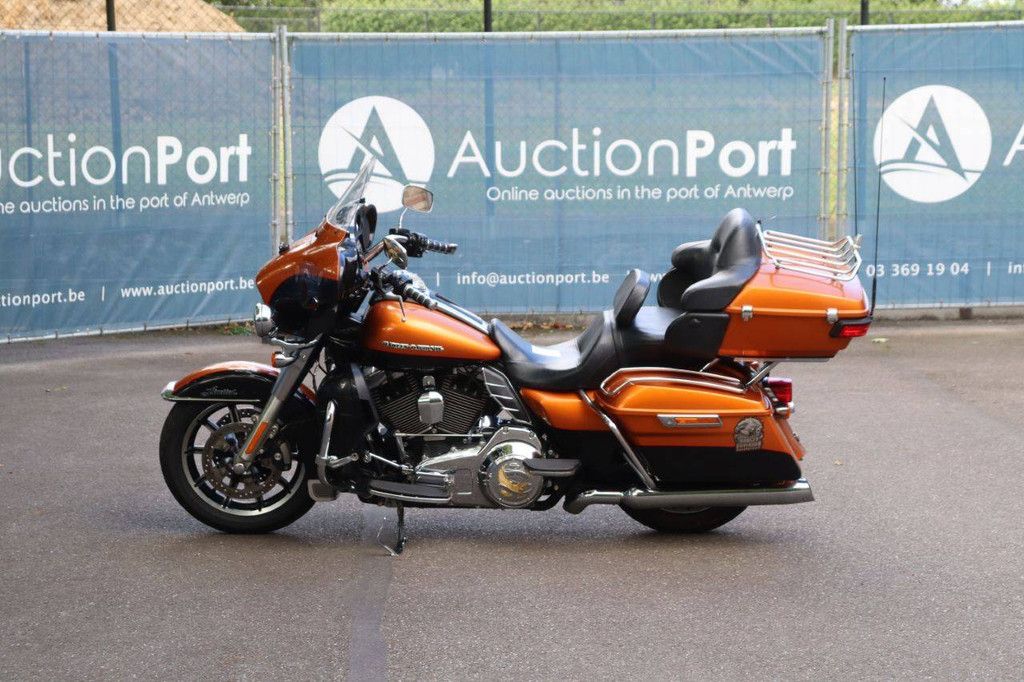 Harley-Davidson Ultra Classic Benzine 2015