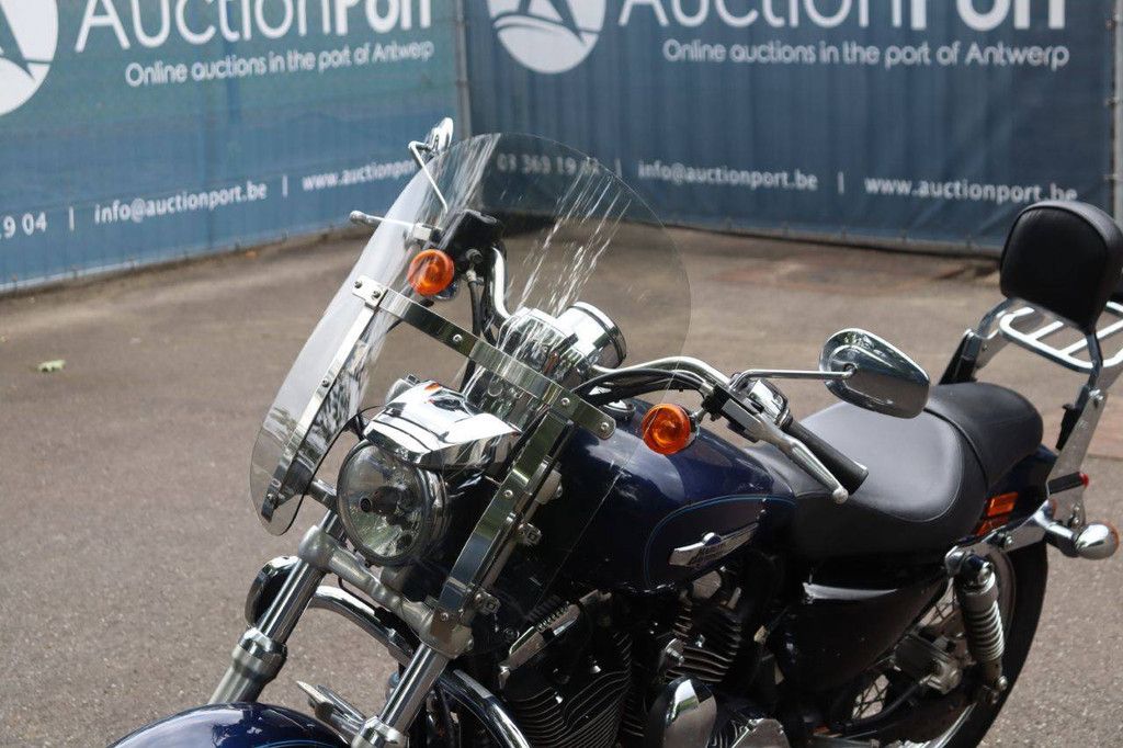 Harley-Davidson Sportster XL 1200 Custom Custom Benzine 2012
