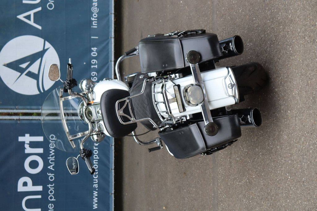 Harley-Davidson Road King Classic Benzine 2012