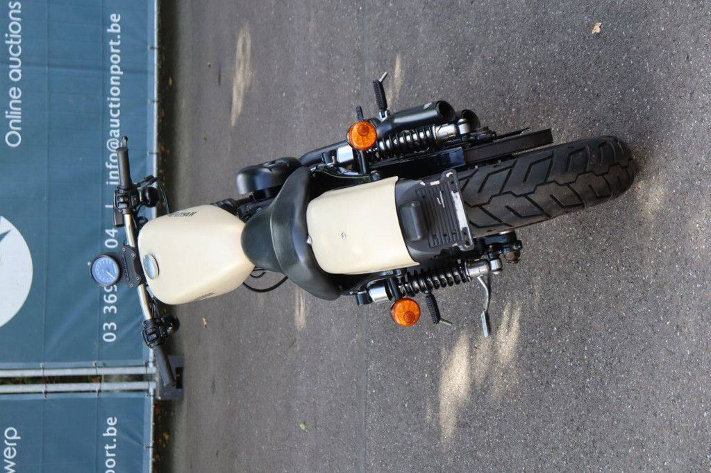 Harley-Davidson Sportster XL883N Iron Benzine 2014