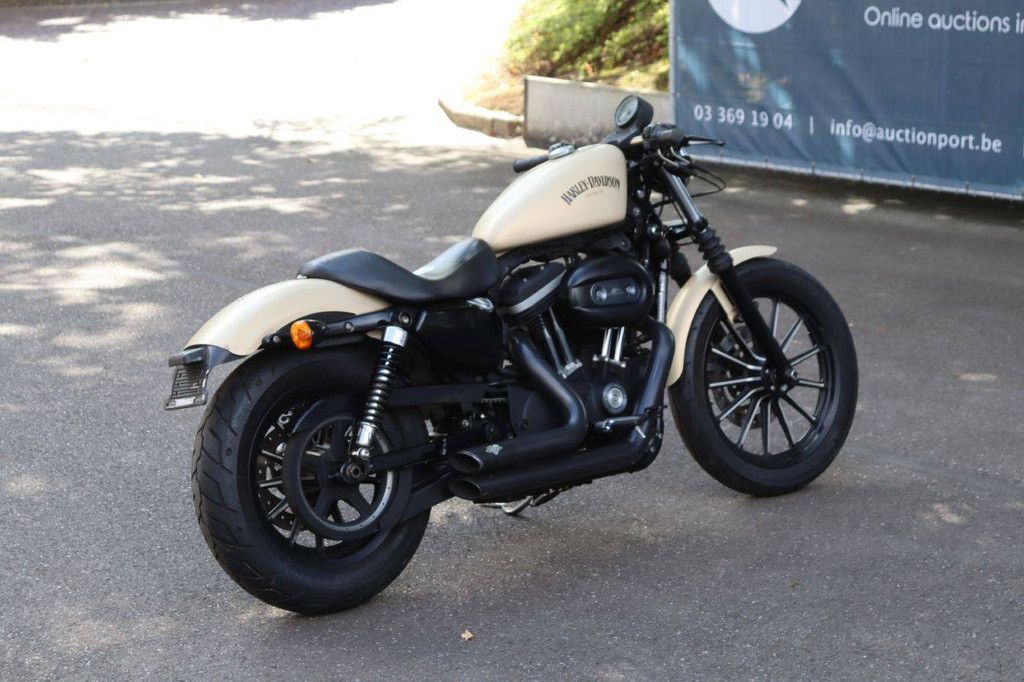Harley-Davidson Sportster XL883N Iron Benzine 2014